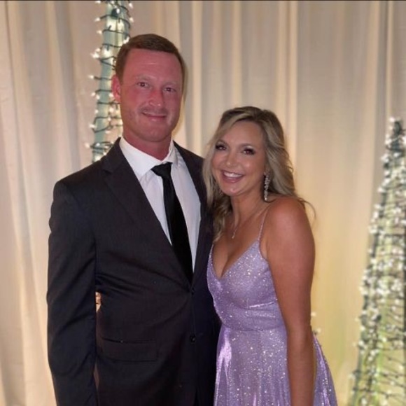 Meet your Posher, Tinsley - Picture 1 of 1